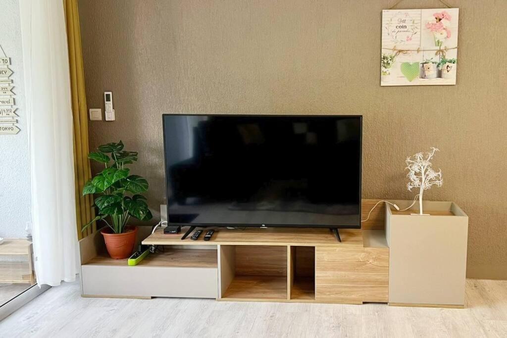 Heipoe Lodge - 6 Min Airport, Wifi, Ac & Parking Papeete  Extérieur photo